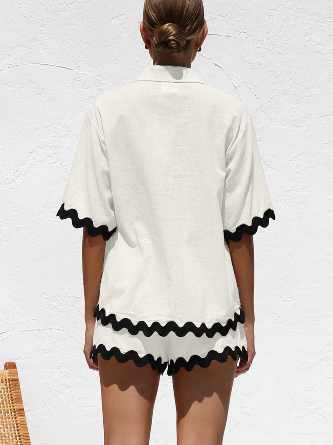 Contrast Trim Half Sleeve Top and Shorts Set