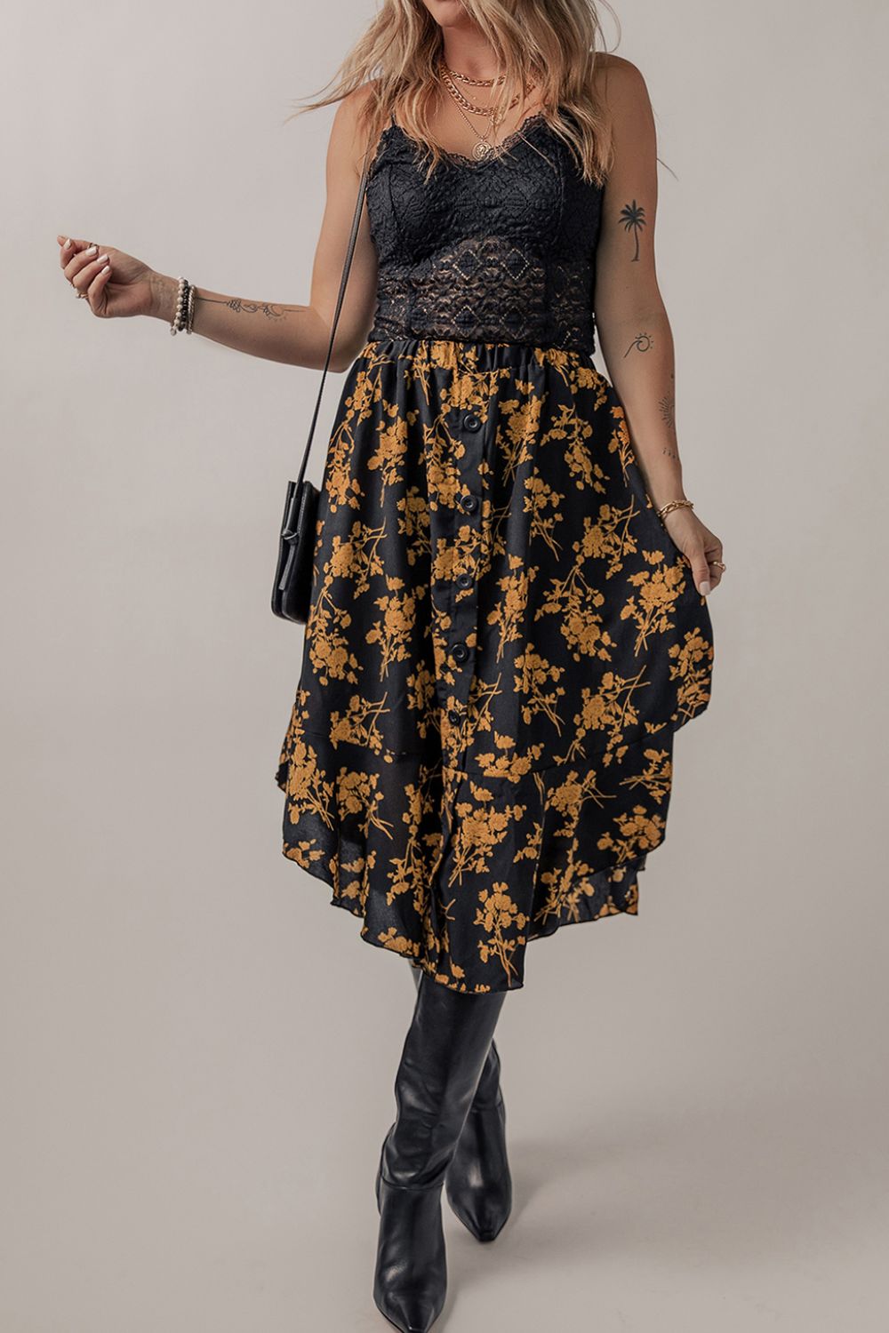 Floral Buttoned Ruffle Hem Skirt